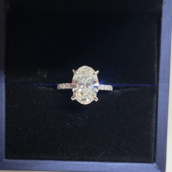 New 3ct IGI Certified Lab Grown Diamond Ring, 14K White Gold. - Picture 7 of 13